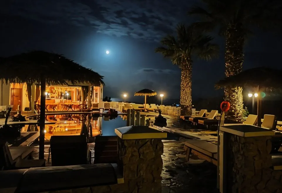 Villa Manos Hotel