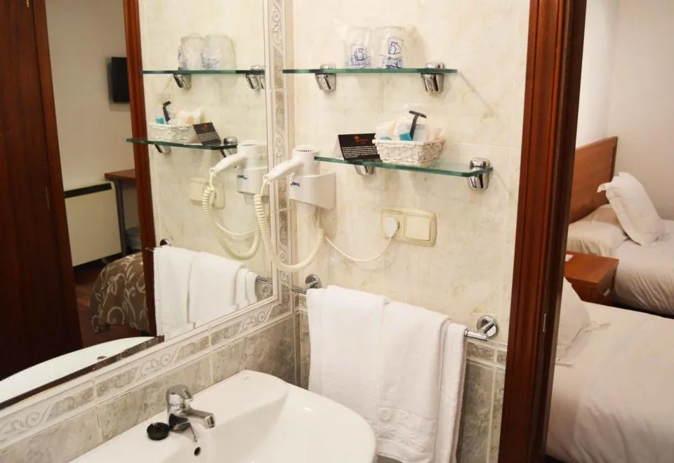 Hostal Residencia Fornos