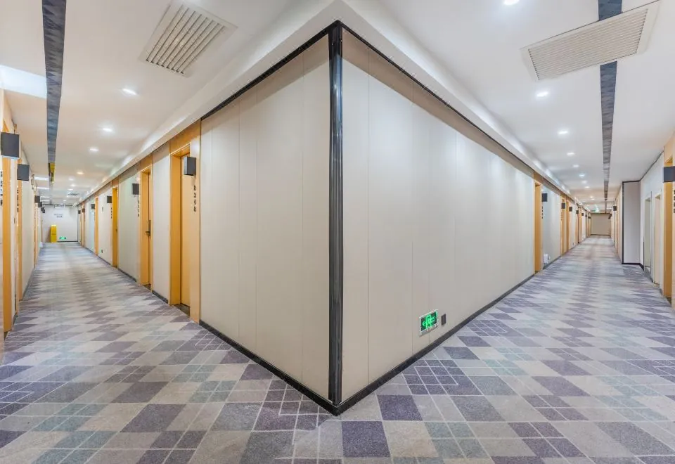 Yimi Select Hotel