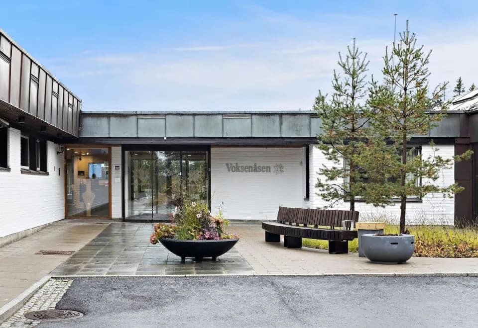 Voksenasen Hotell; Best Western Signature Collection