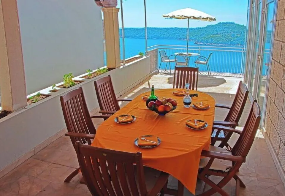 Sipa Apartments