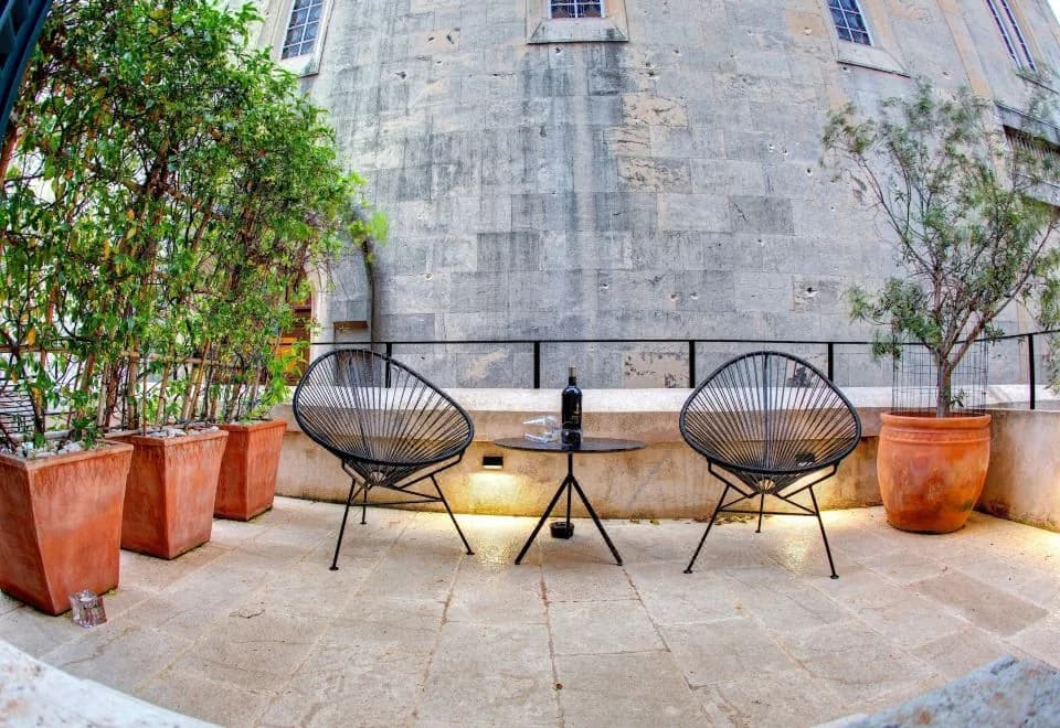 Guest House Forty-Four