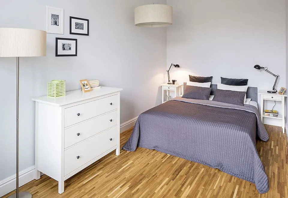 Luxury Mint Apartments Main Square
