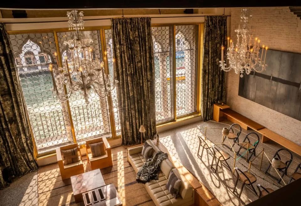 The Venice Venice Hotel