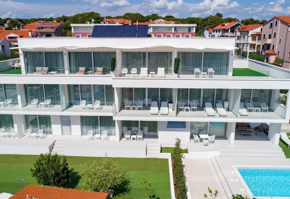 Demar Residence