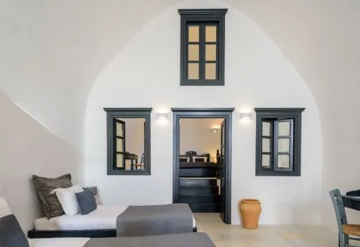 Firalia, Casa in Rock Suites