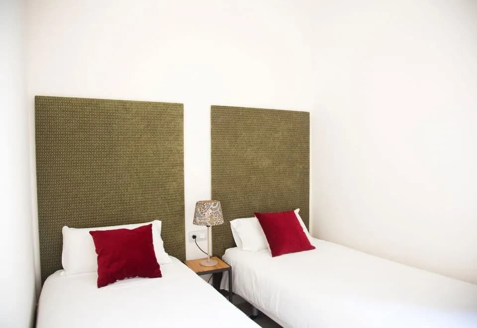 Guzman El Bueno Suites