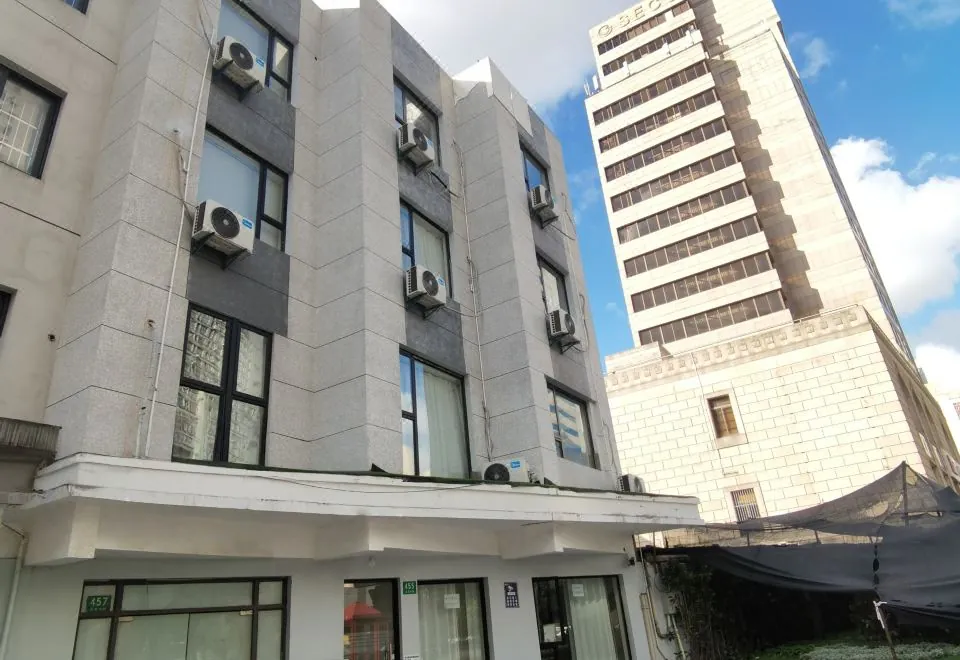 Yi SH Cinema Service Apartment