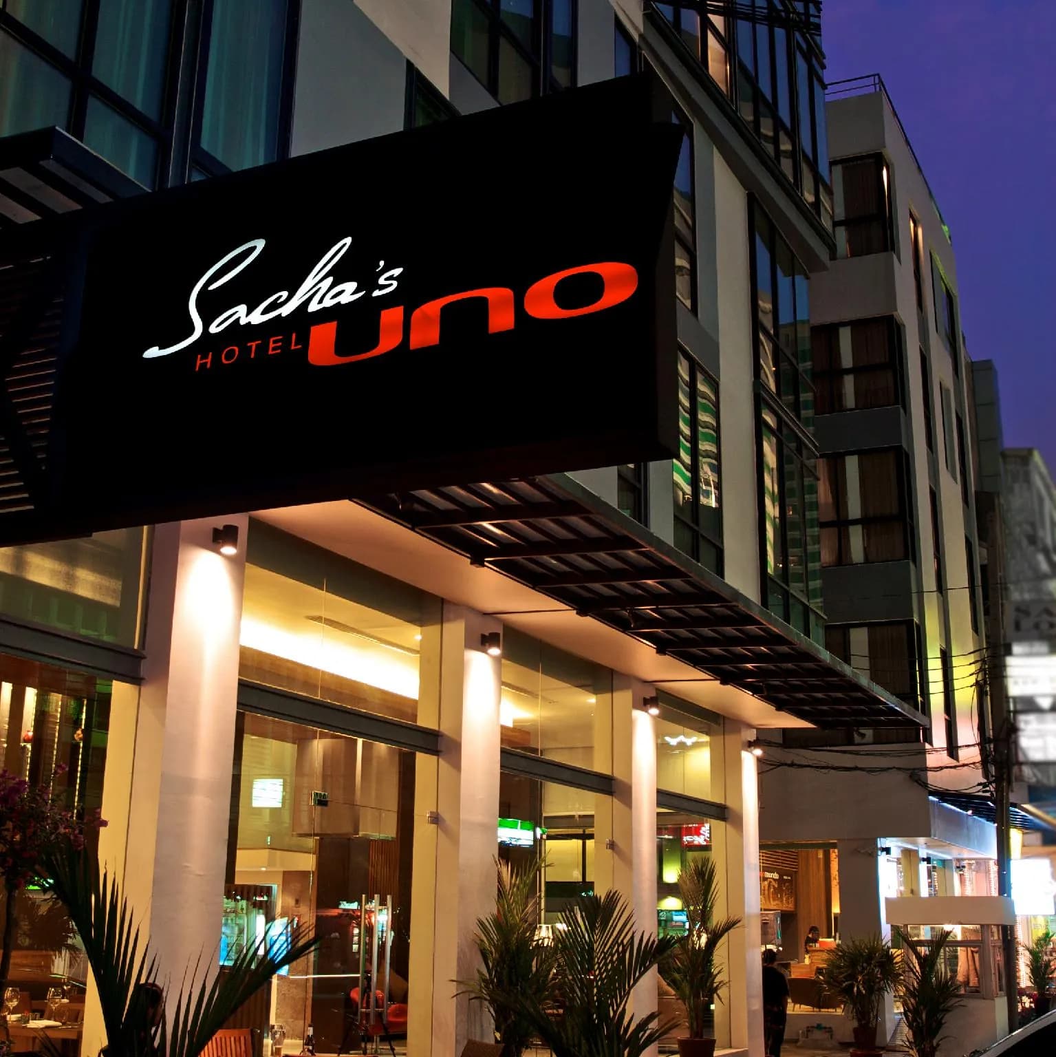 Sachas Hotel Uno Asoke Sukhumvit Bangkok