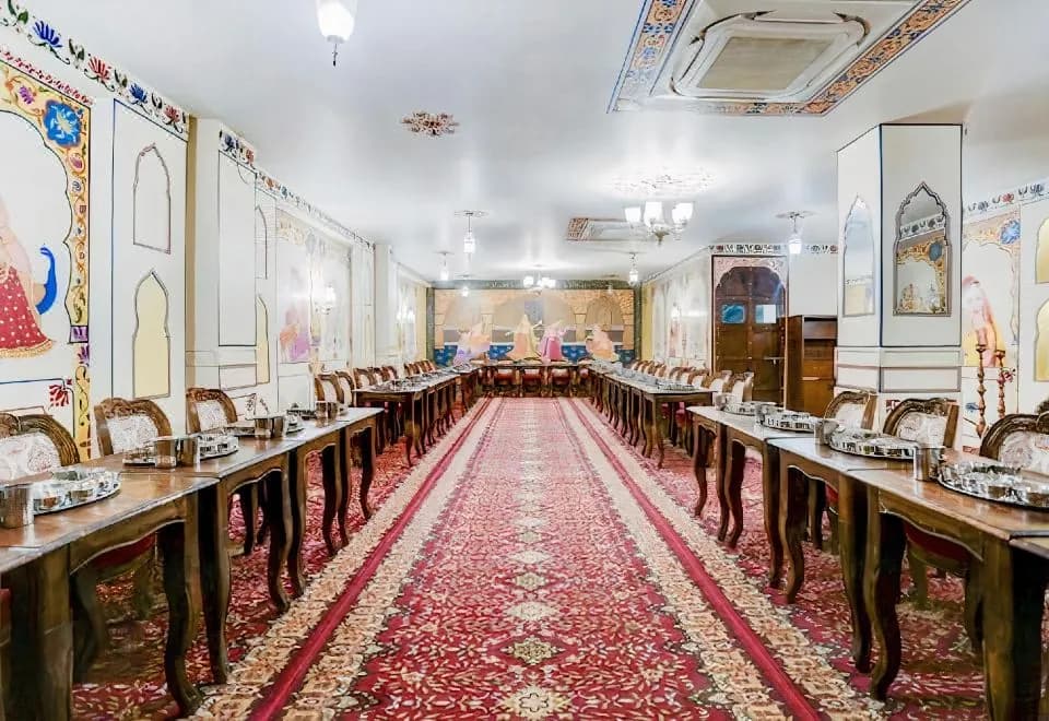 Hotel Sahibs Royal Ville