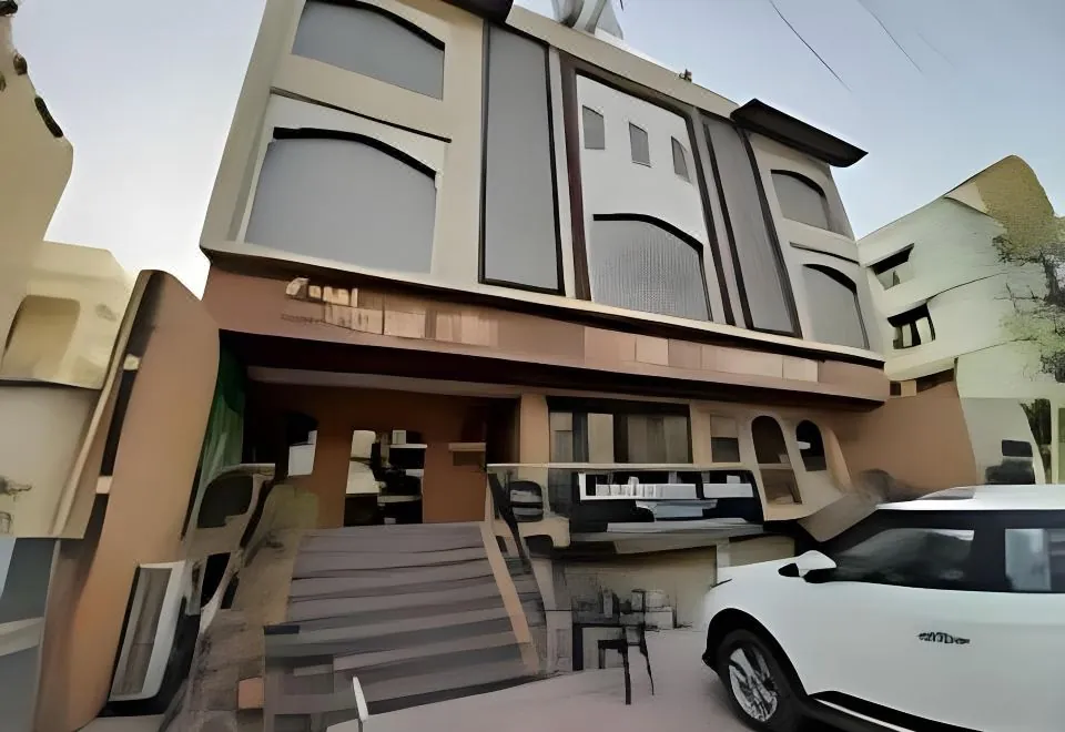 Hotel Sahibs Royal Ville