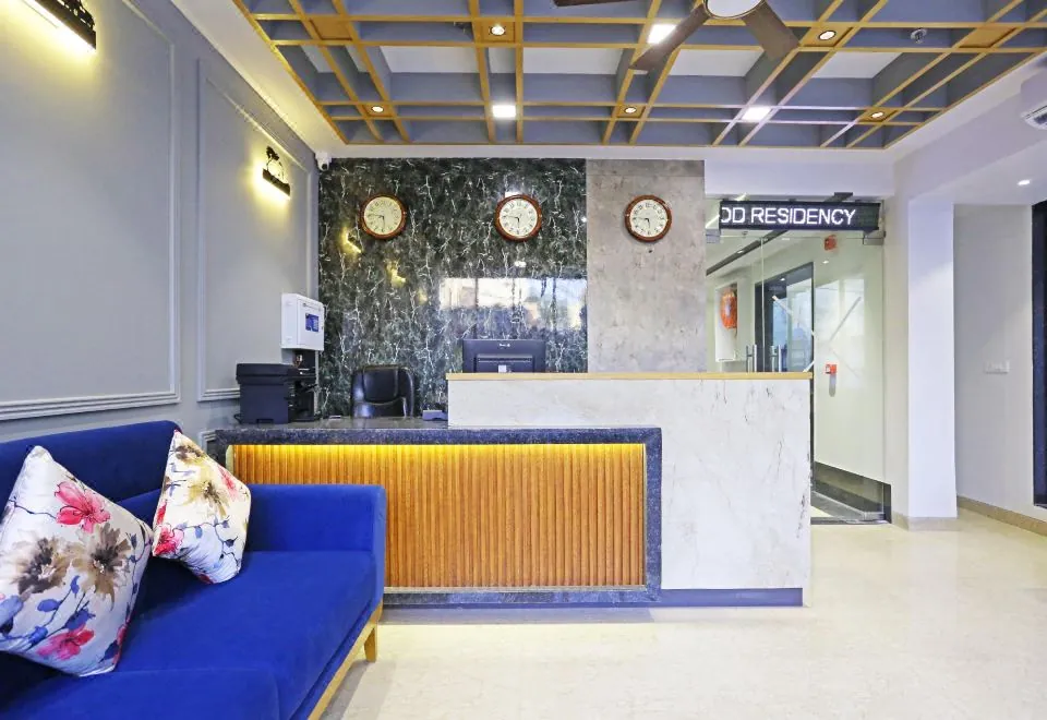 APPLE WOOD RESIDENCY IGI AIRPORT
