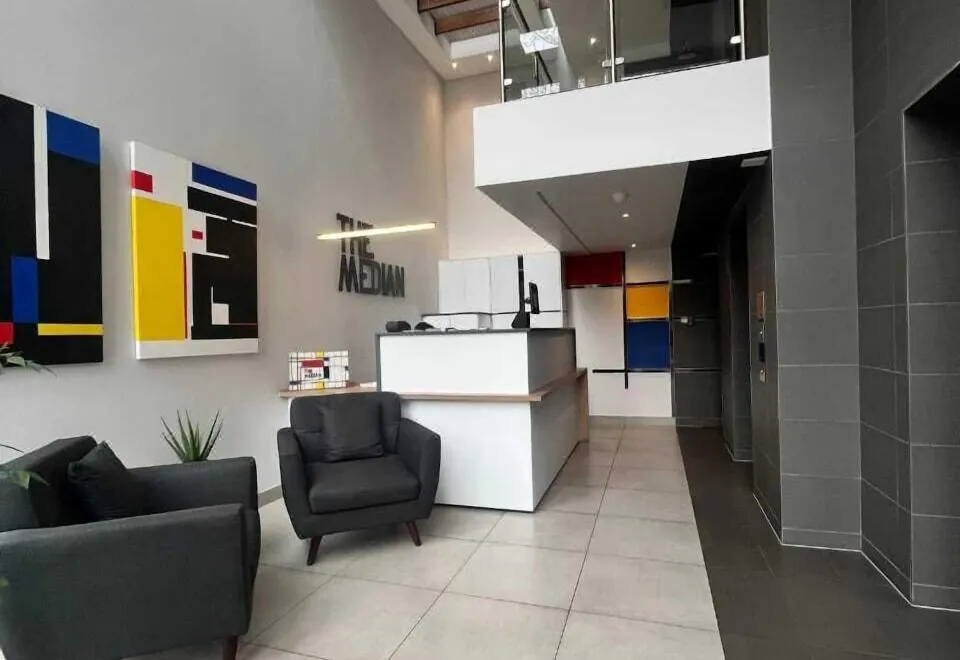 Easy Stay - The Median Rosebank