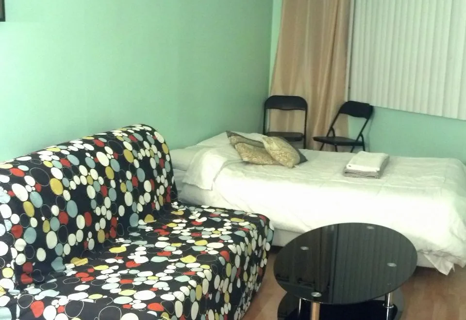 Toronto Furnished Living