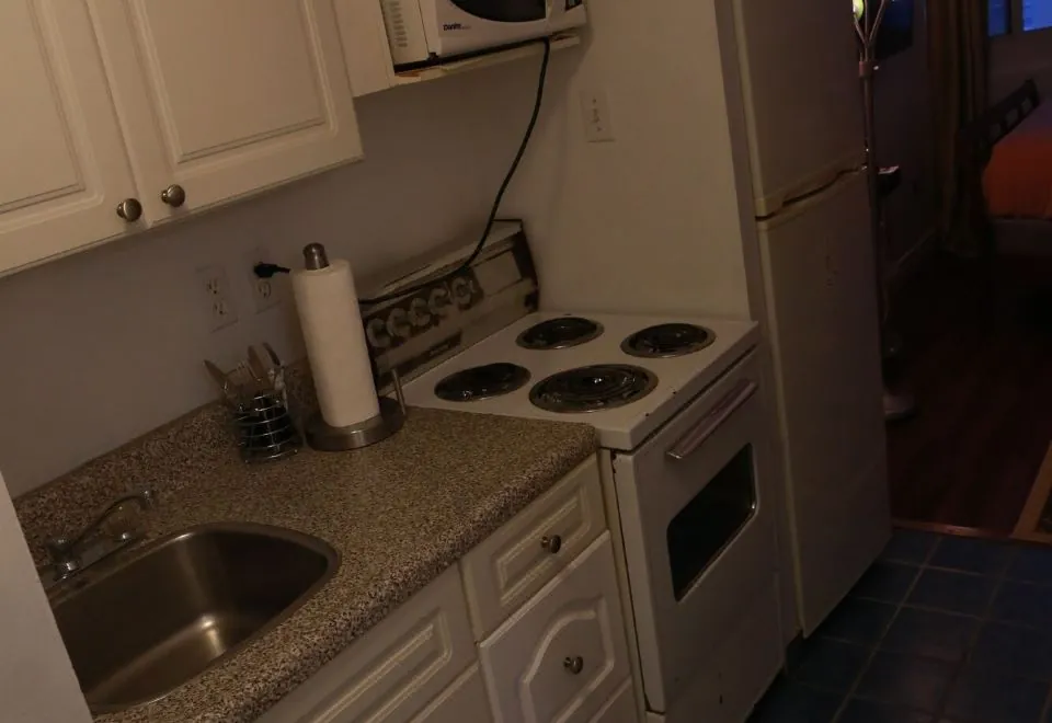Toronto Furnished Living