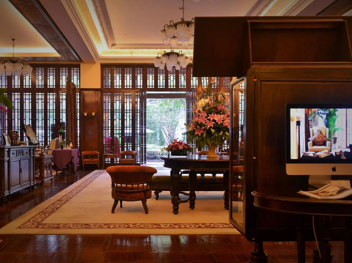 Mansion Hotel