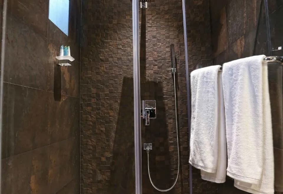 Rivora Residence