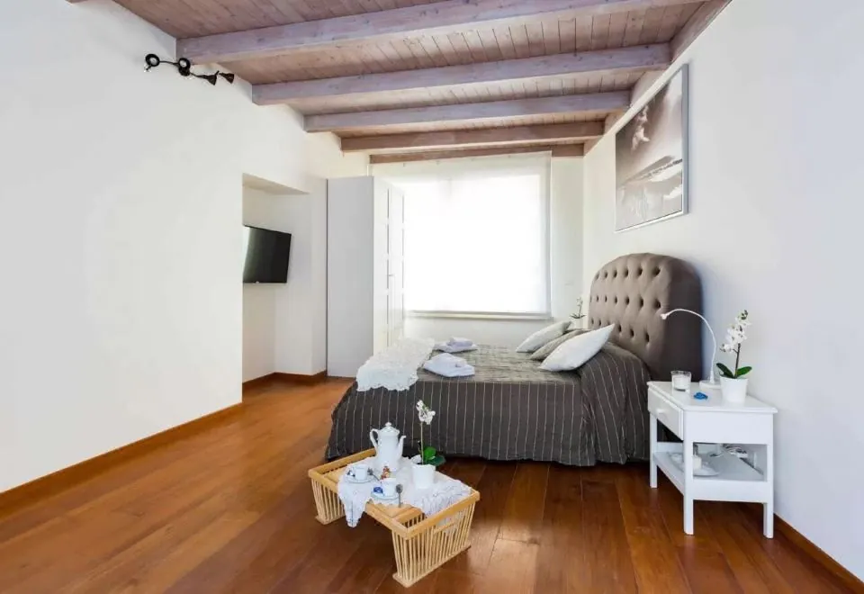 The Sistina Suite