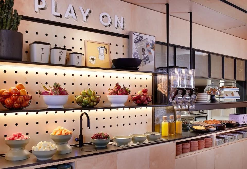 Moxy Sydney Airport