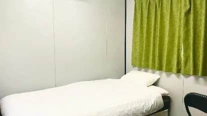 Shin Osaka Backpacker’s Hostel?