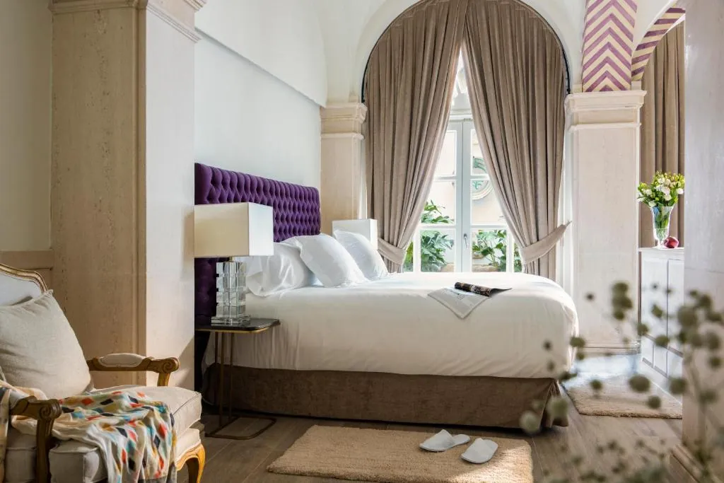 Casa de Triana Luxury Suites by Casa del Poeta