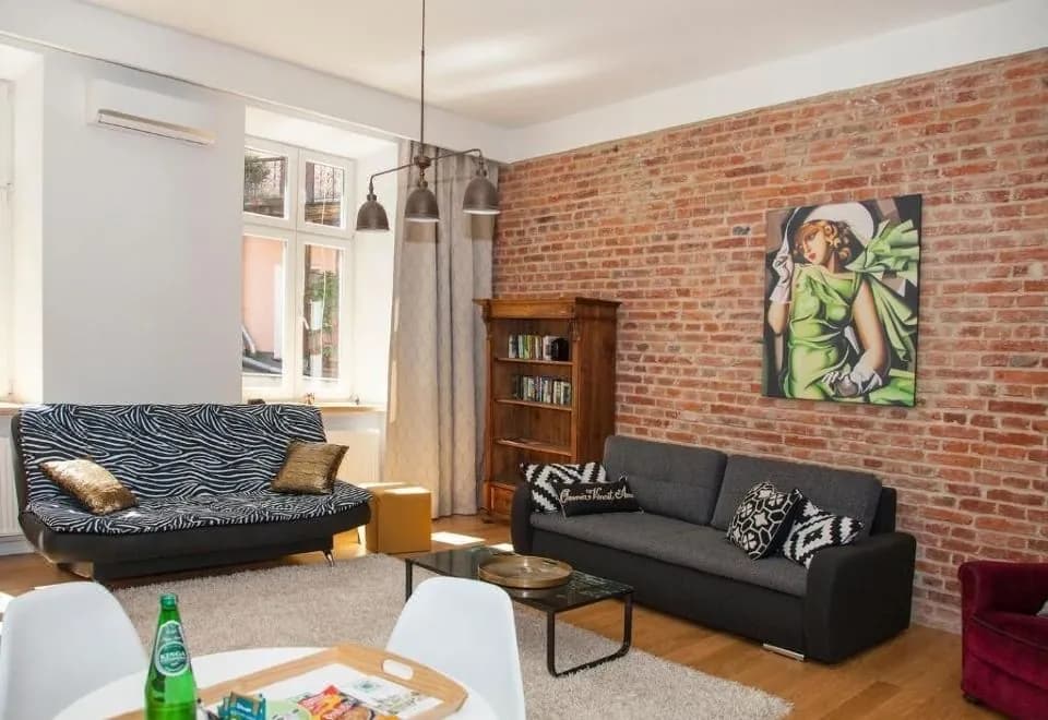 BC7 Apartments