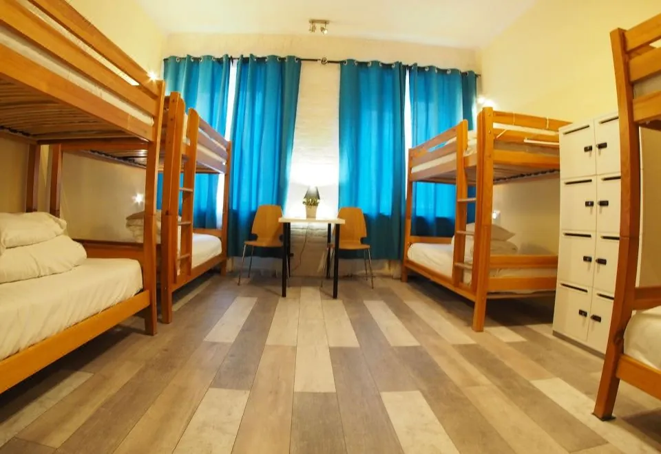 Hostel Chmielna 5 Rooms & Apartments