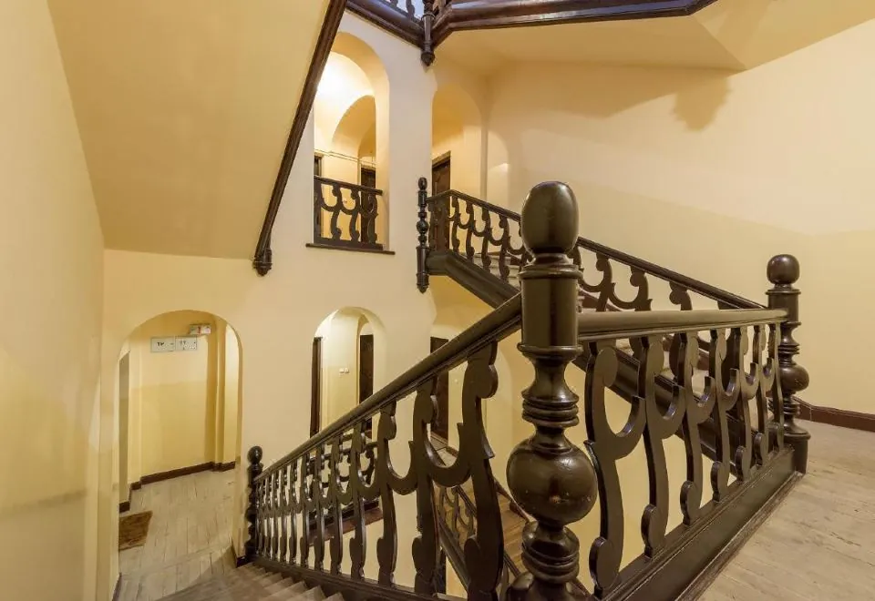 Old Town Square P&O Apartments