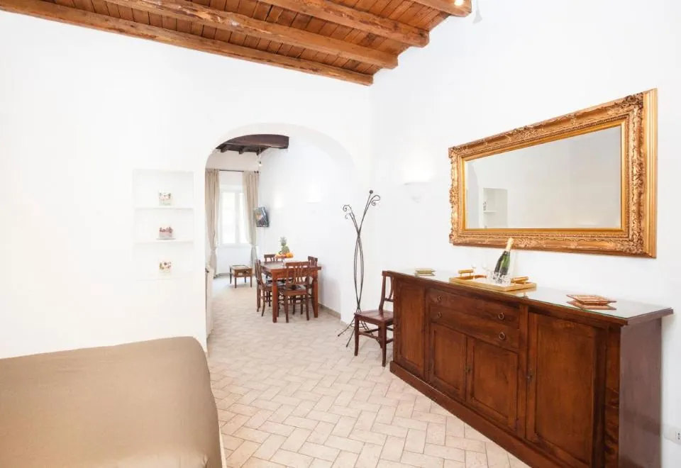 Tritone 91 Apartments