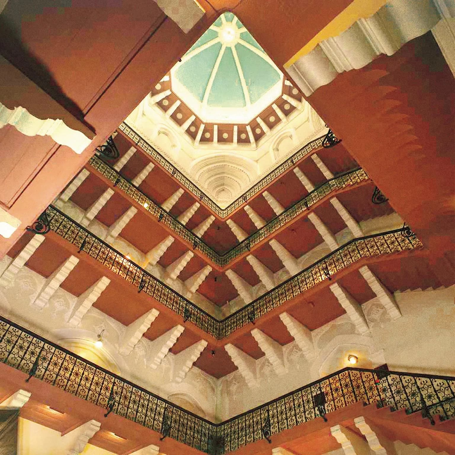 Taj Mahal Tower, Mumbai