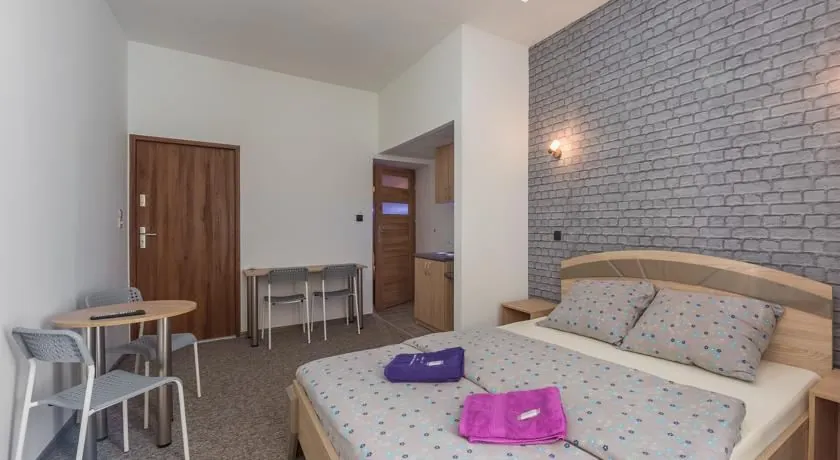 70s Guest Room