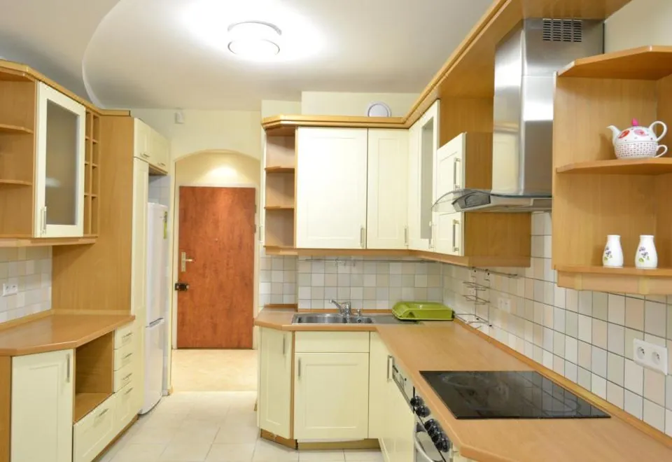 JessApart - Babka Tower Apartment