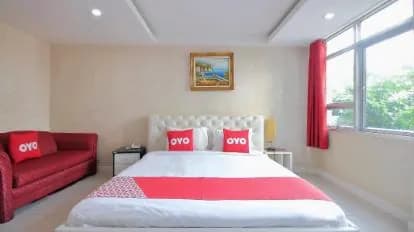 OYO 102 Diamond Residence Silom