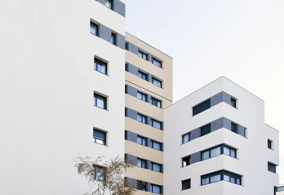 Sejours & Affaires Paris-Davout