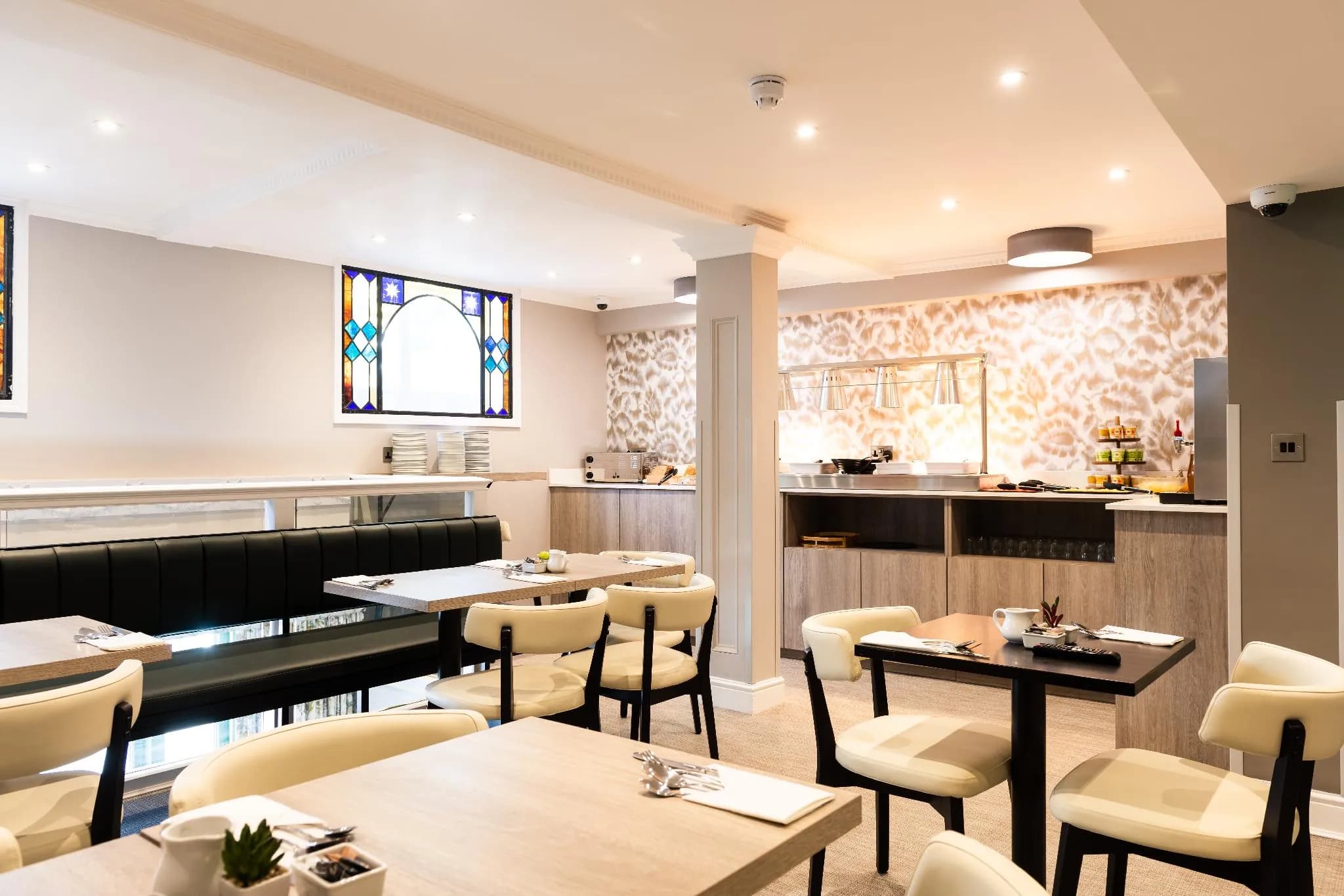 Byron Hotel