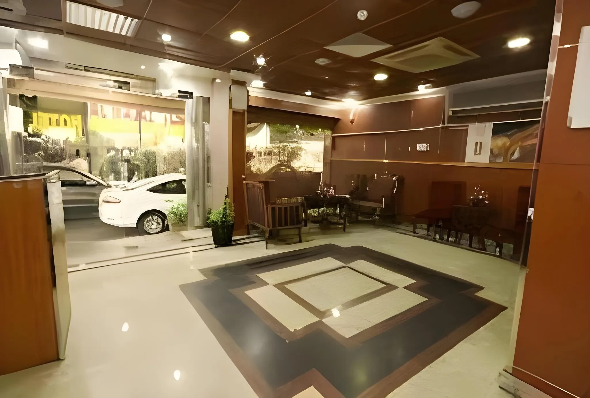 Melody Queen Hotel