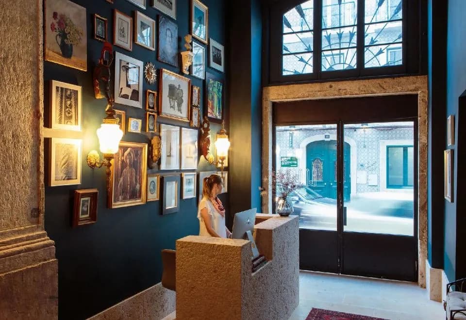 Dear Lisbon - Gallery House