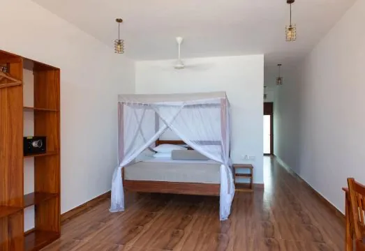 S&S HOTEL