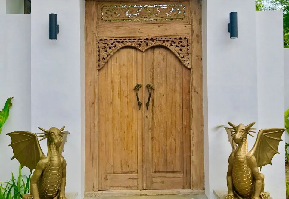 Villa Khaleesi