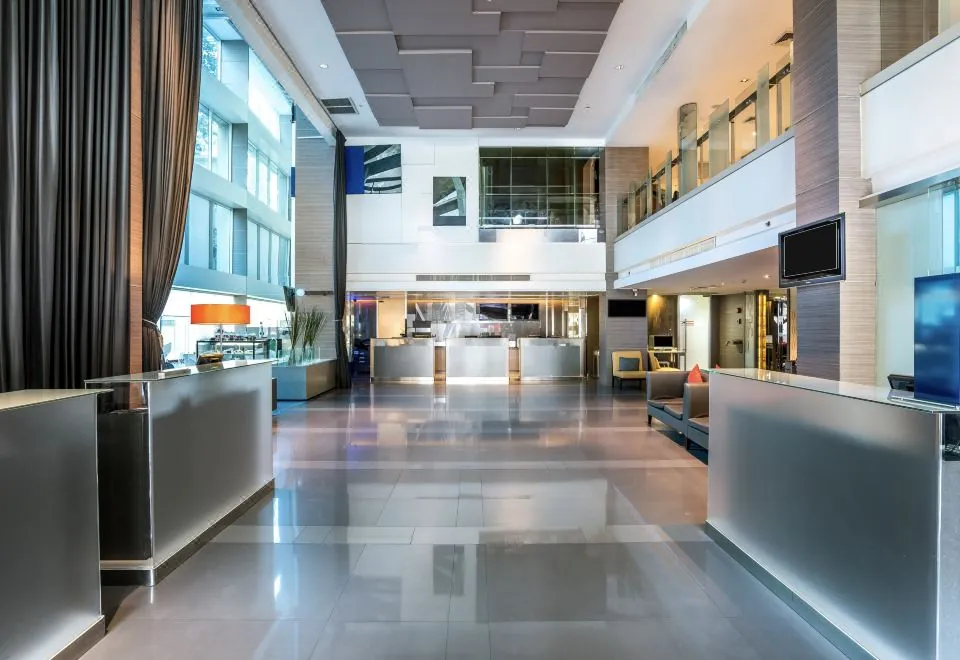 Hilton Garden Inn Bangkok Silom