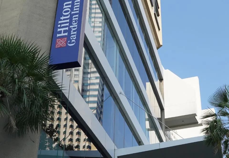 Hilton Garden Inn Bangkok Silom