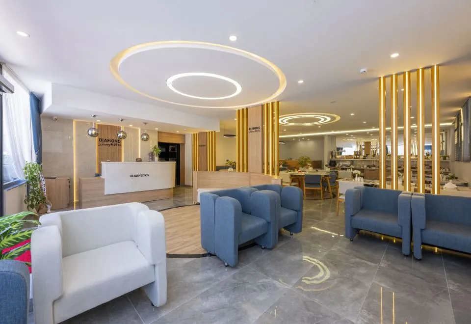 DIAMOND luxury HOTEL