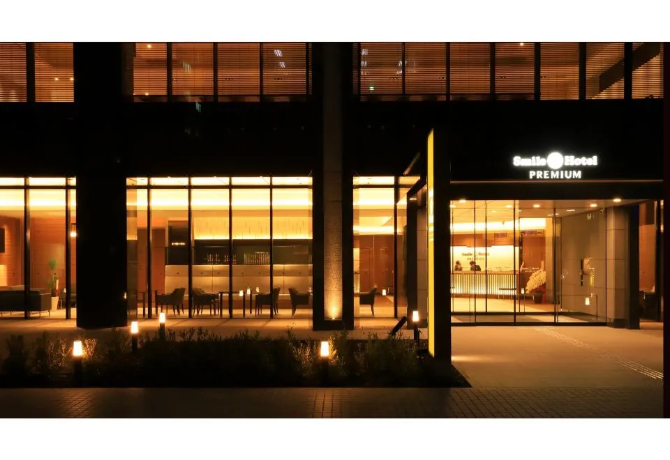 Smile Hotel Premium Osaka Hommachi