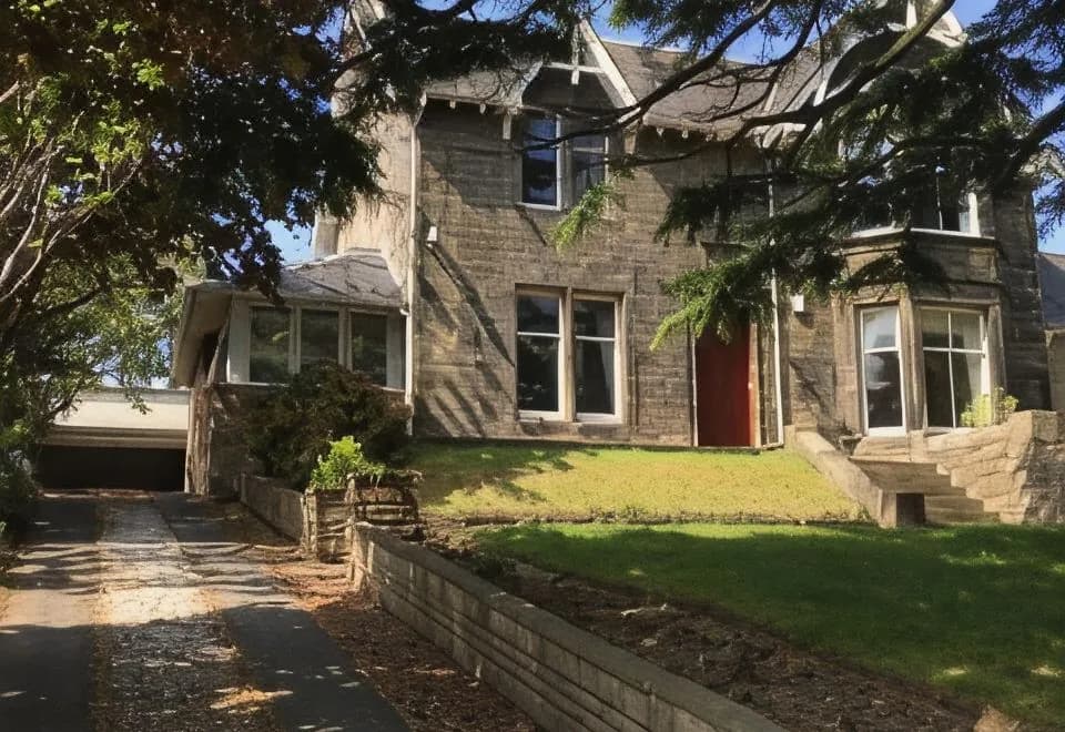 Lanark Residence
