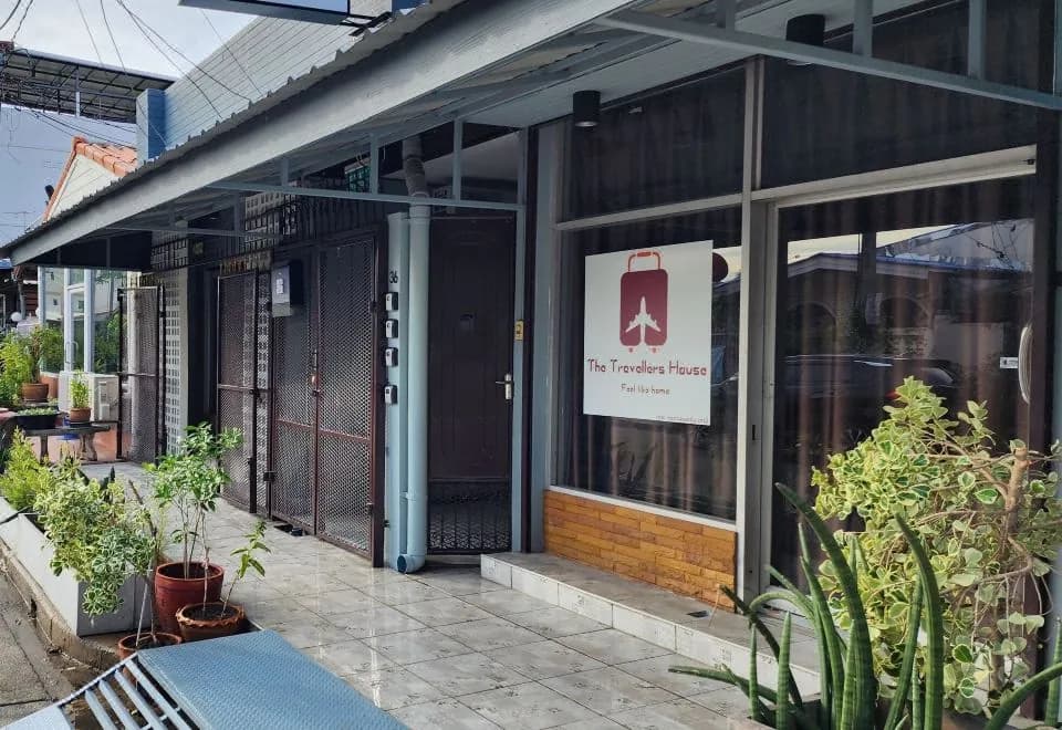The Travellers House-Pet Friendly Accommodation