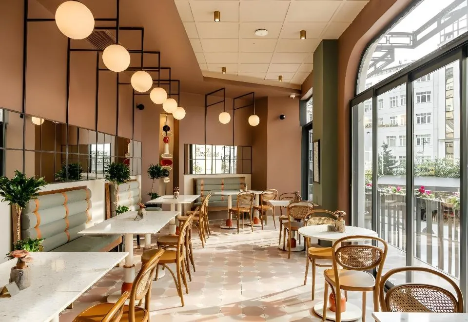 Khai Hotel Karakoy