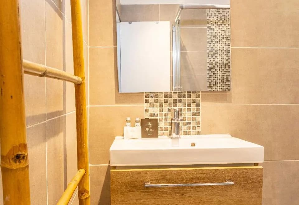 Charming Apartment - 2BR/6P - Bastille