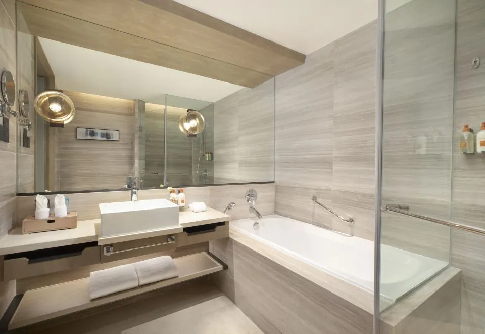 Crowne Plaza SHANGHAI JINXIU by IHG