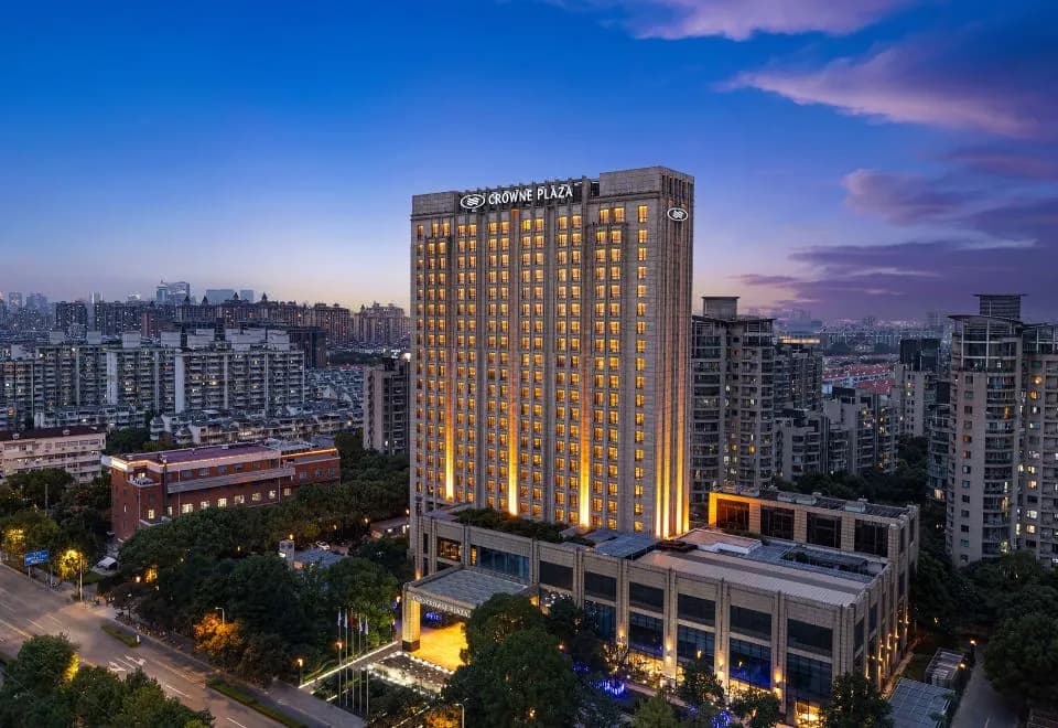 Crowne Plaza SHANGHAI JINXIU by IHG