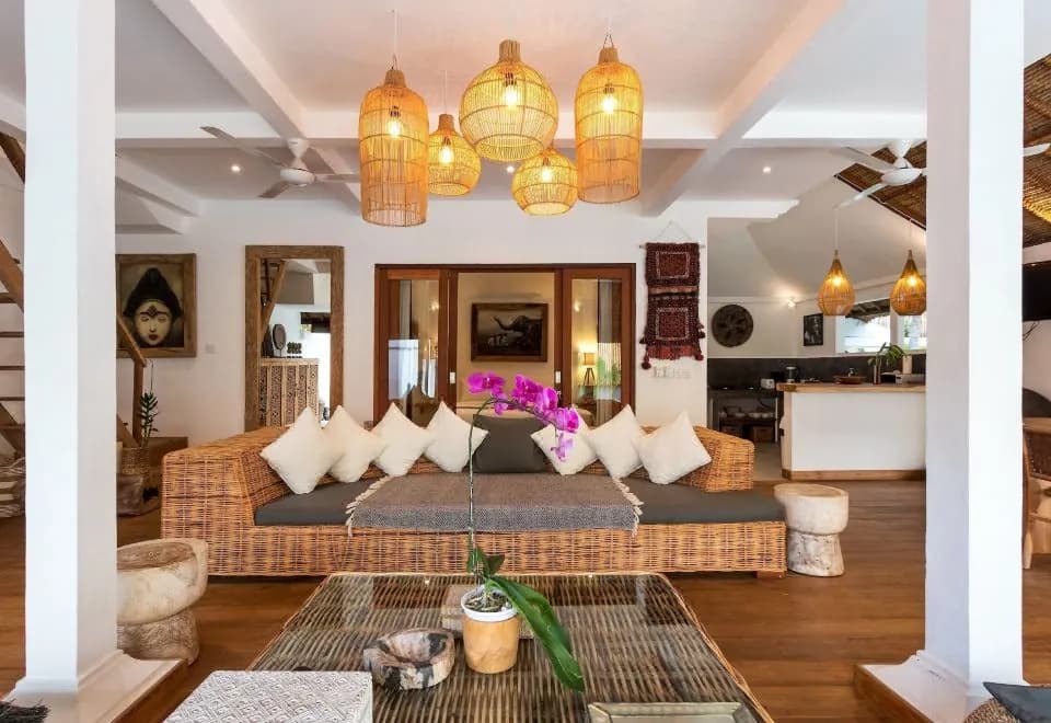 Villa Waterlily